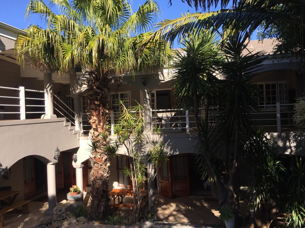 Knysna N2 Lodge 외부 사진
