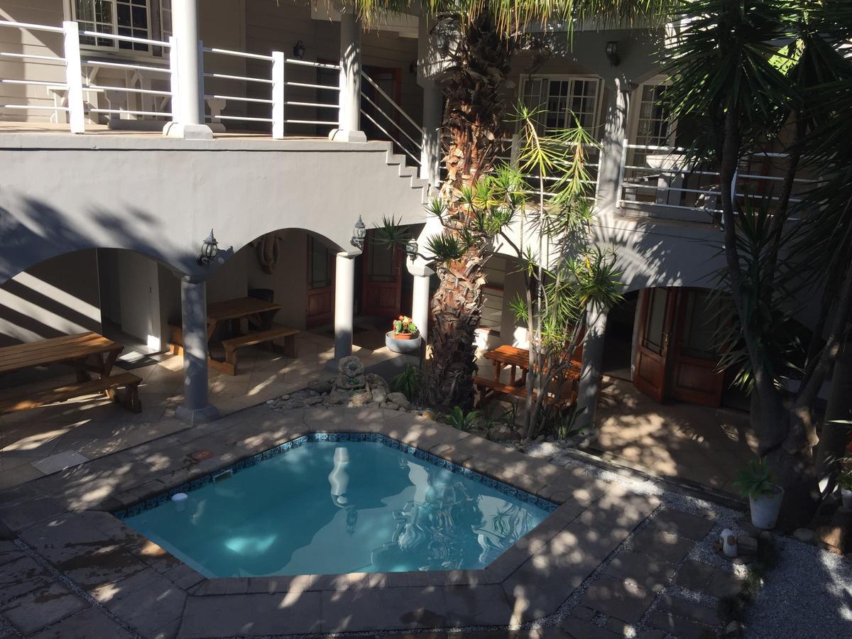 Knysna N2 Lodge 외부 사진